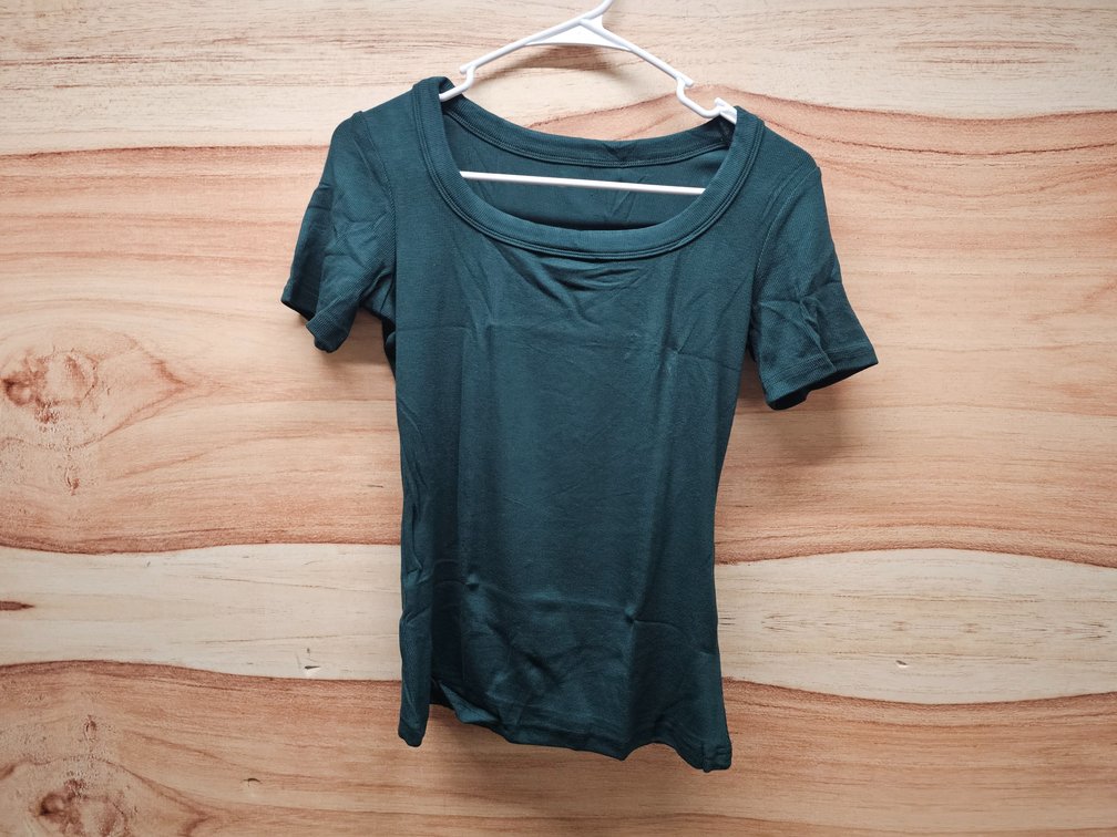 Women's M Haochic Dark Green Shirt