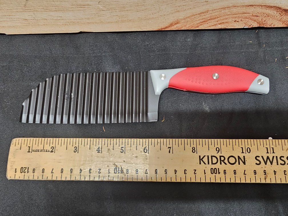Crinkle Cut Knife For Veggies 