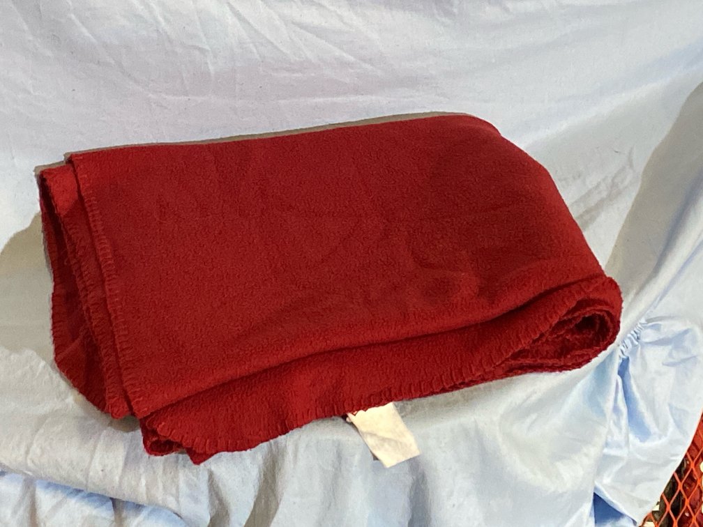 45”x60” Light Fleece Lap Balnket