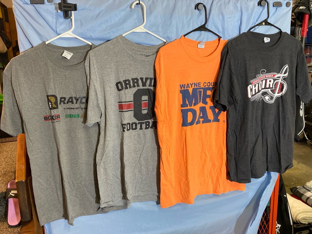 (4) Large T Shirts