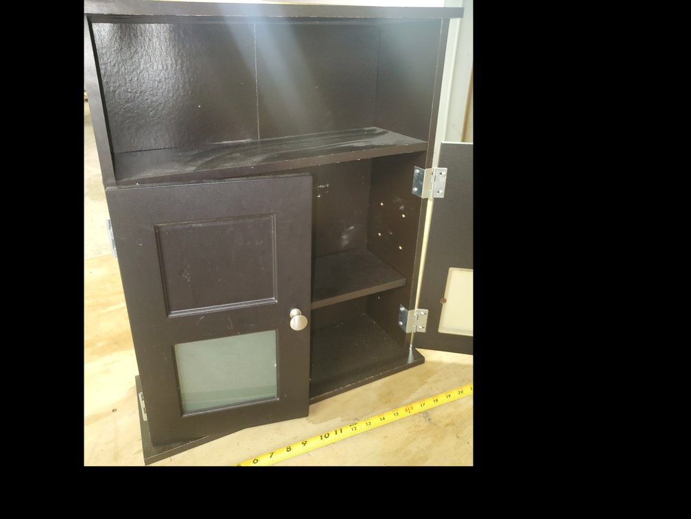 Bathroom style cupboard