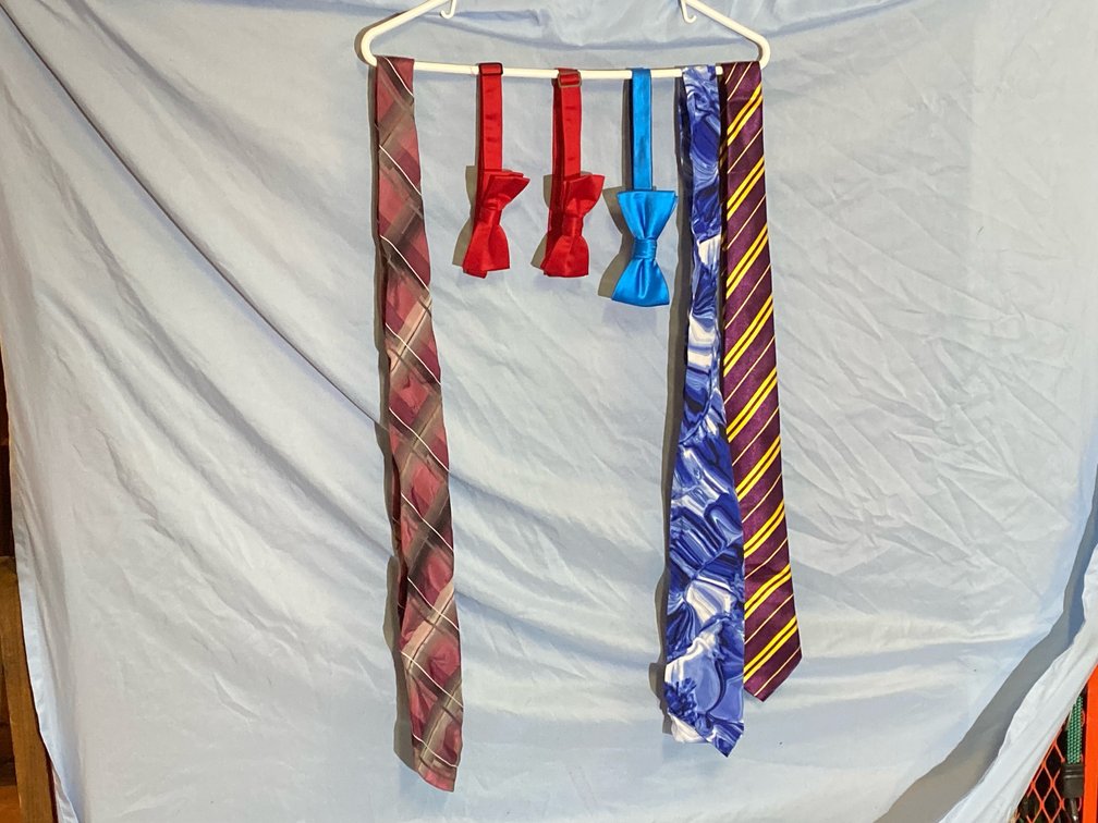 Tie Lot