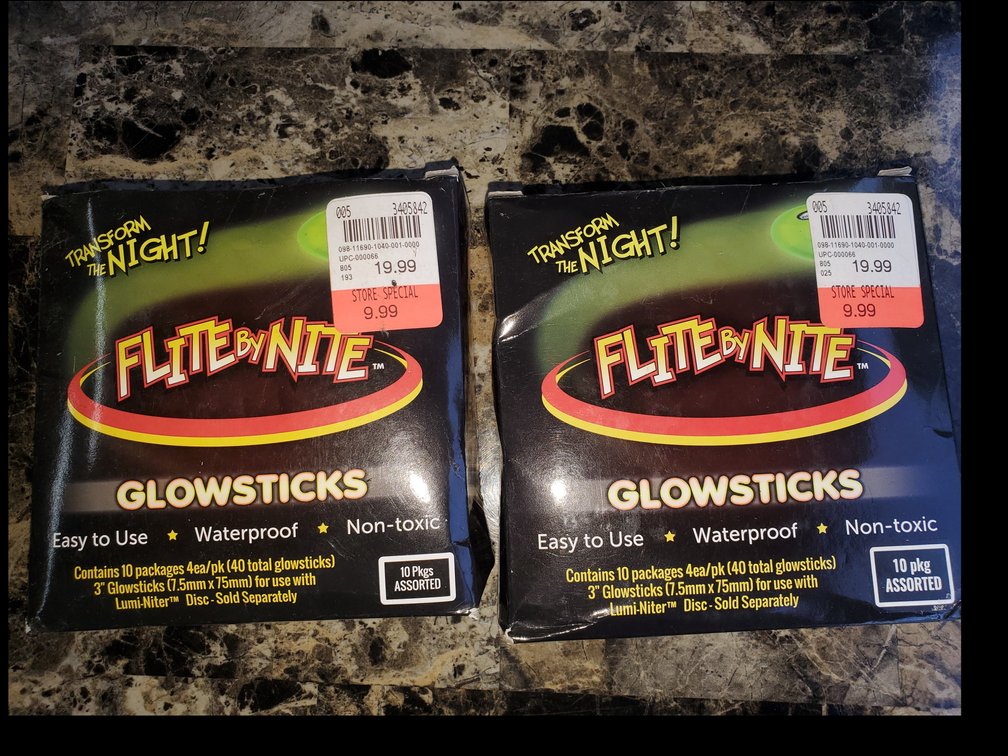 Glowsticks- lot of 2