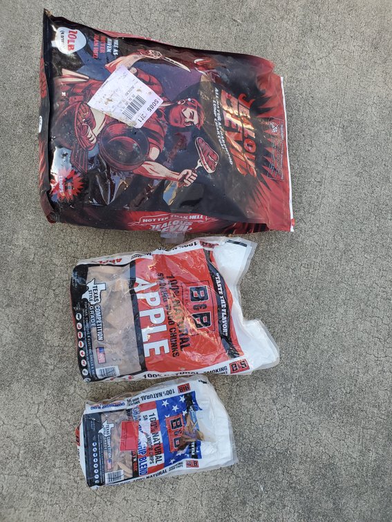 Outdoor grill/smoker lot