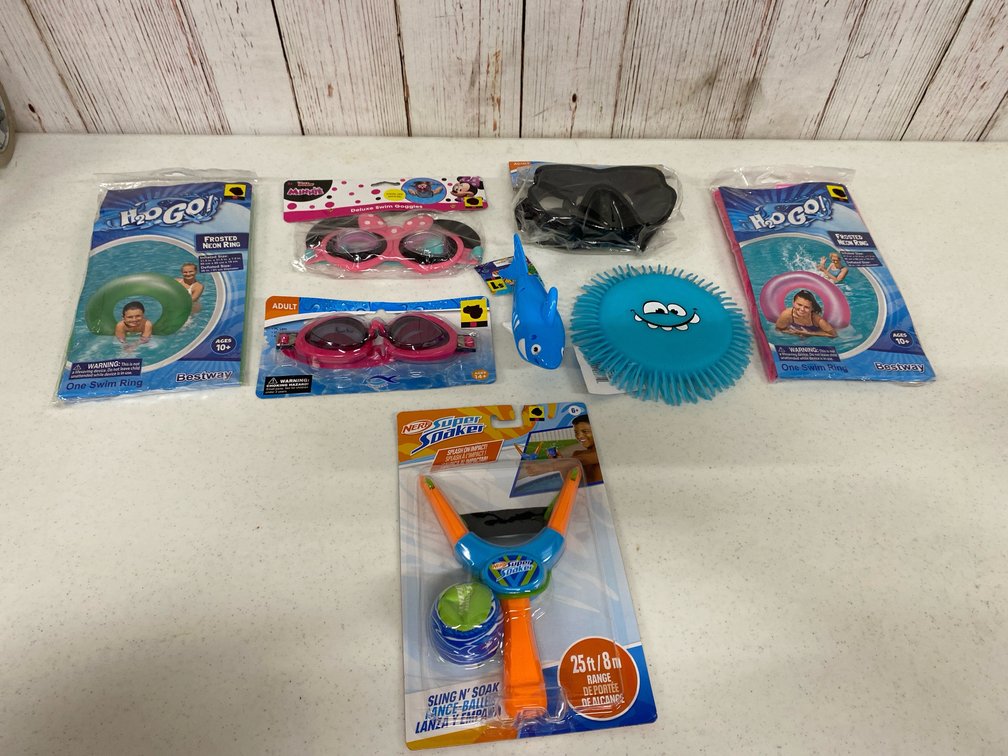 Miscellaneous Water Fun Lot