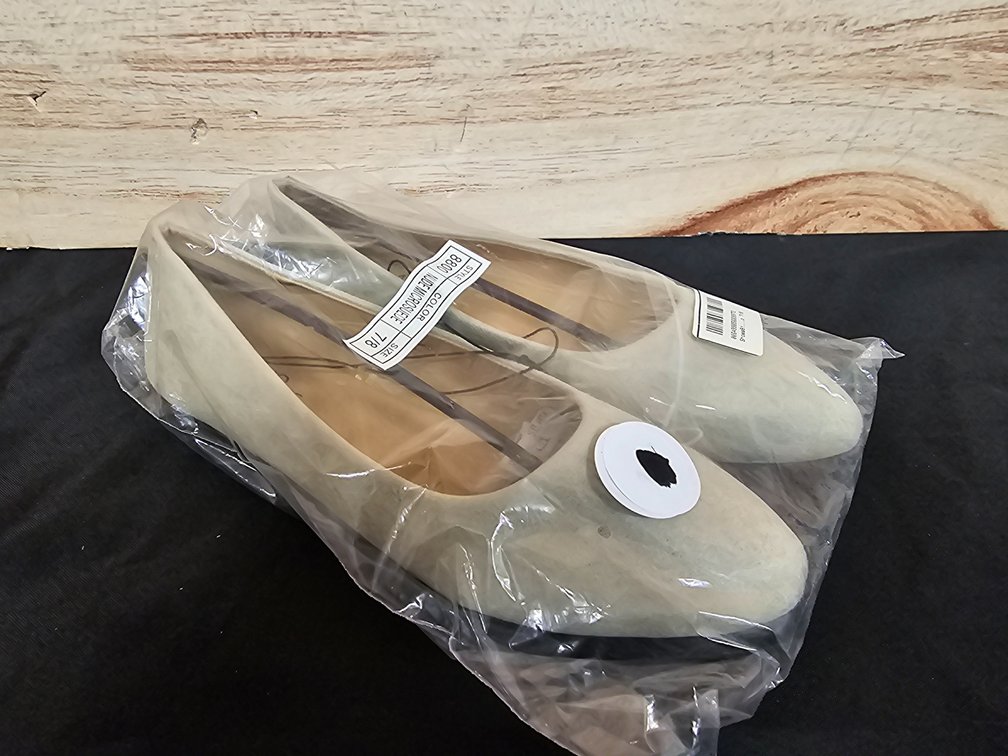 Women's 7/8 Shoe