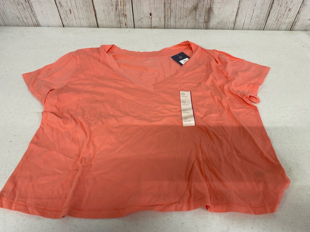 2XL Women’s Short Sleeve Shirt