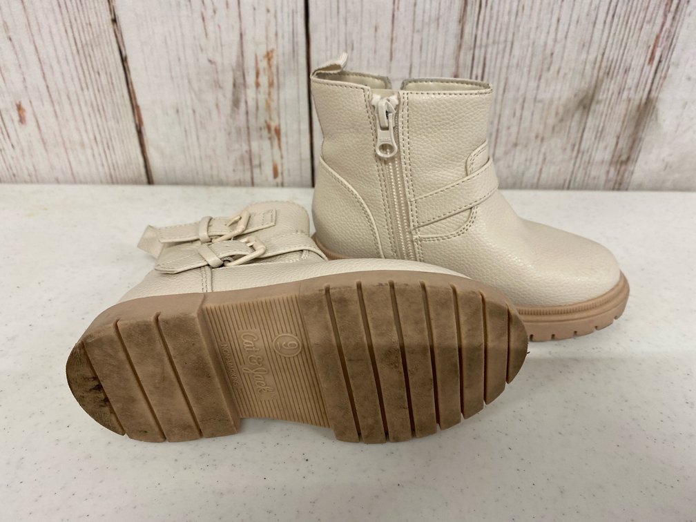 Children’s Size 9 Boots