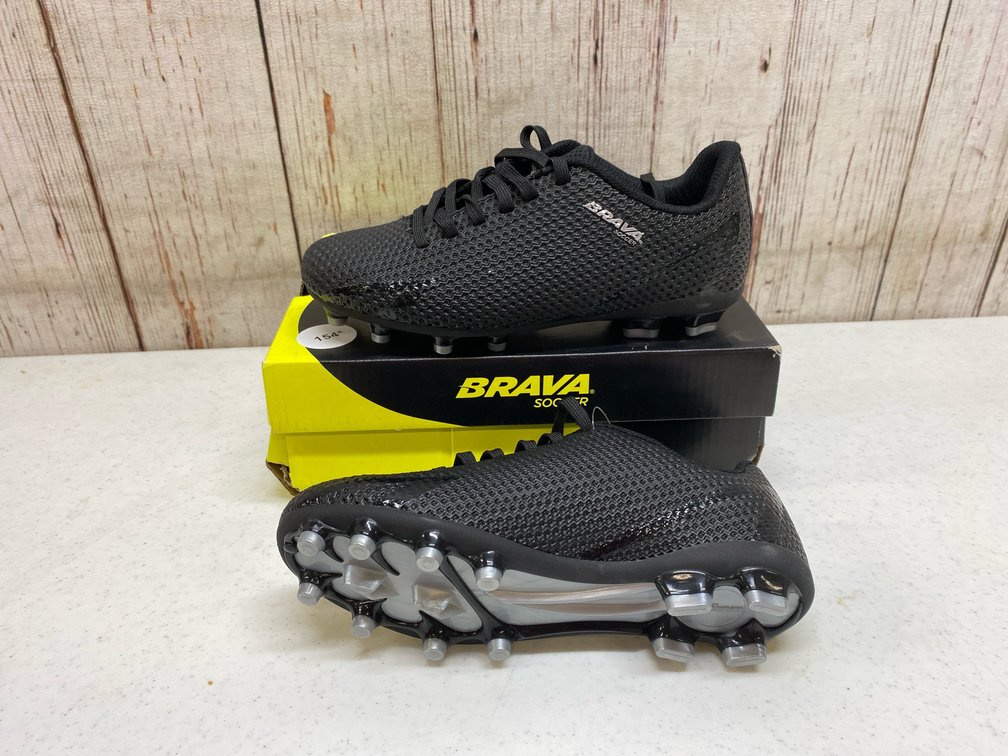 Size 3.5 Brave Soccer Cleats
