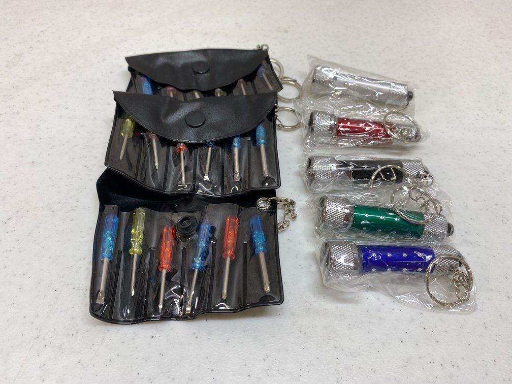 (3) Mini Screwdriver Sets + (5) Mini Flashlights