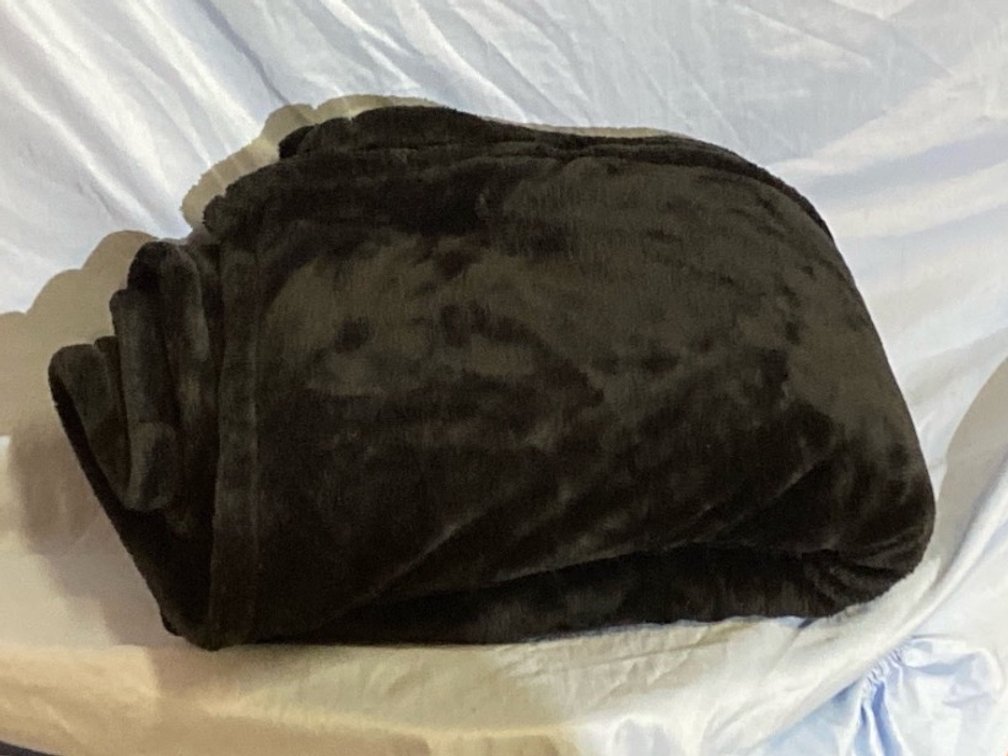 100”x66” Fleece Blanket