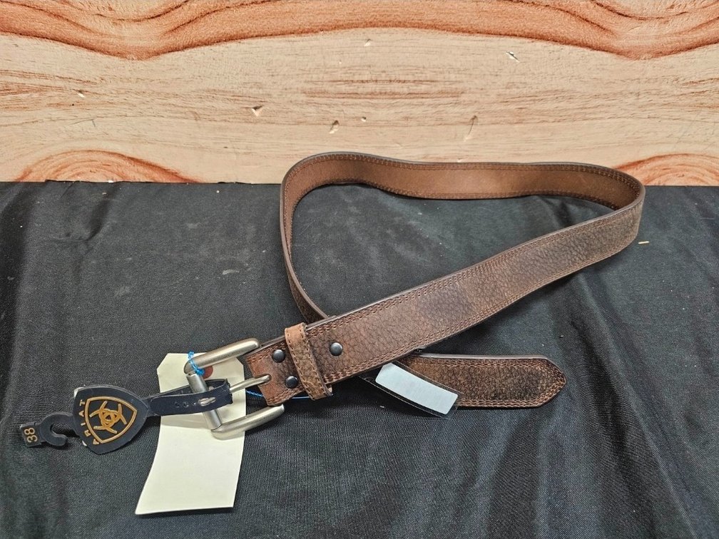 Size 38 Ariat Leather Belt