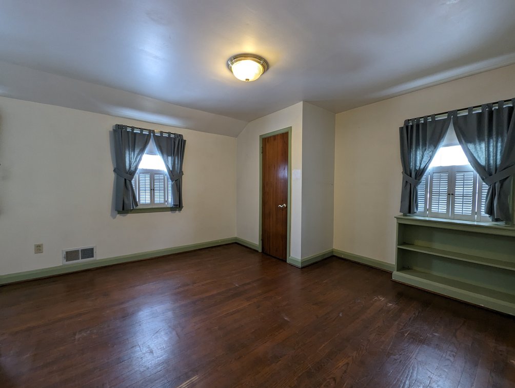 Image for 2 BR, 1.5 BA HOME 2 BR IN-LAW APT/ DET GARAGE ON 1.06 AC