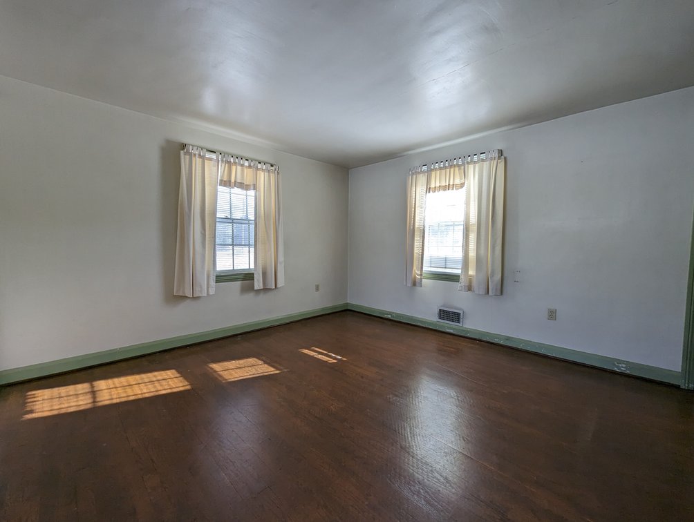 Image for 2 BR, 1.5 BA HOME 2 BR IN-LAW APT/ DET GARAGE ON 1.06 AC
