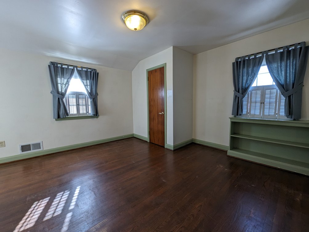 Image for 2 BR, 1.5 BA HOME 2 BR IN-LAW APT/ DET GARAGE ON 1.06 AC