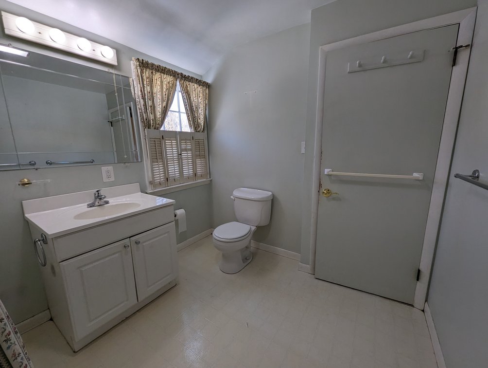 Image for 2 BR, 1.5 BA HOME 2 BR IN-LAW APT/ DET GARAGE ON 1.06 AC