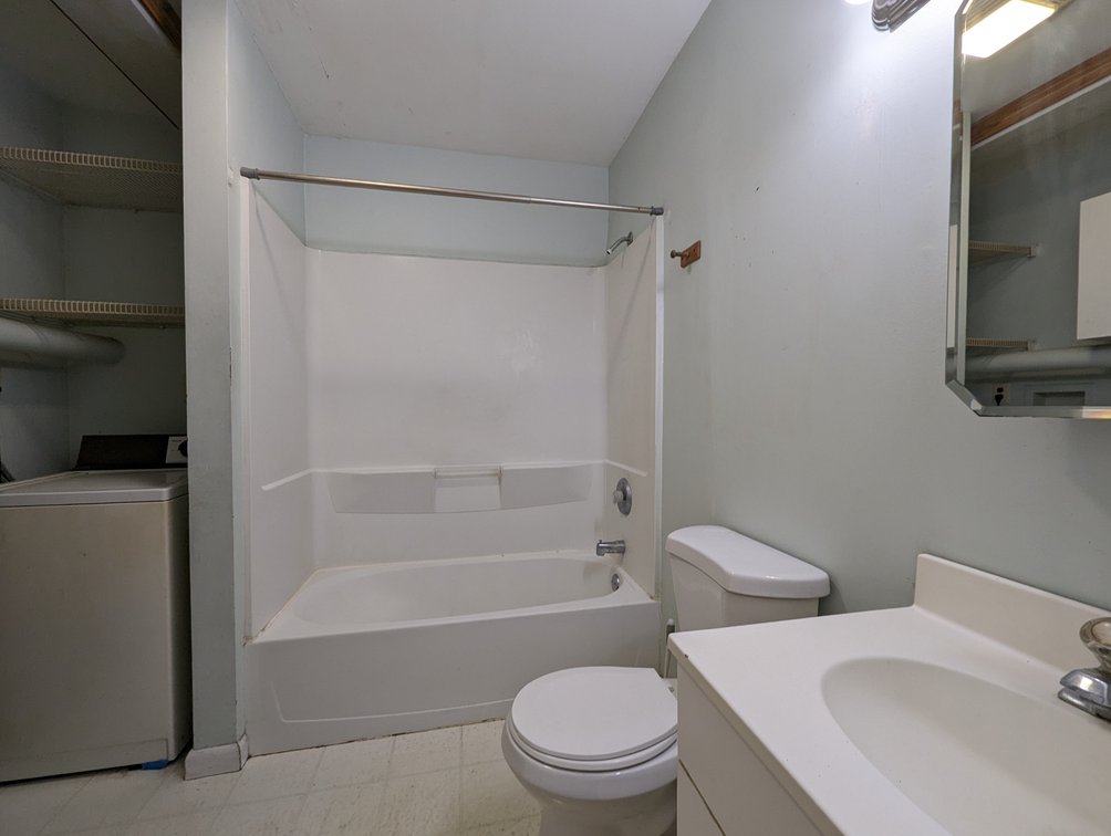 Image for 2 BR, 1.5 BA HOME 2 BR IN-LAW APT/ DET GARAGE ON 1.06 AC