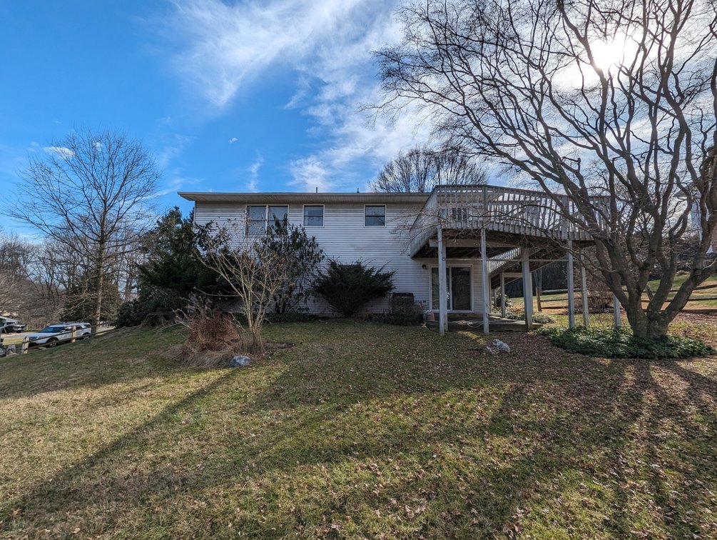 Image for SPACIOUS 3 BR, 2 BA HOME W/ ATT. GARAGE 0.28 +/-  AC