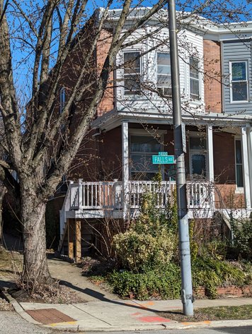 LARGE 3 BR, EOG TOWNHOME