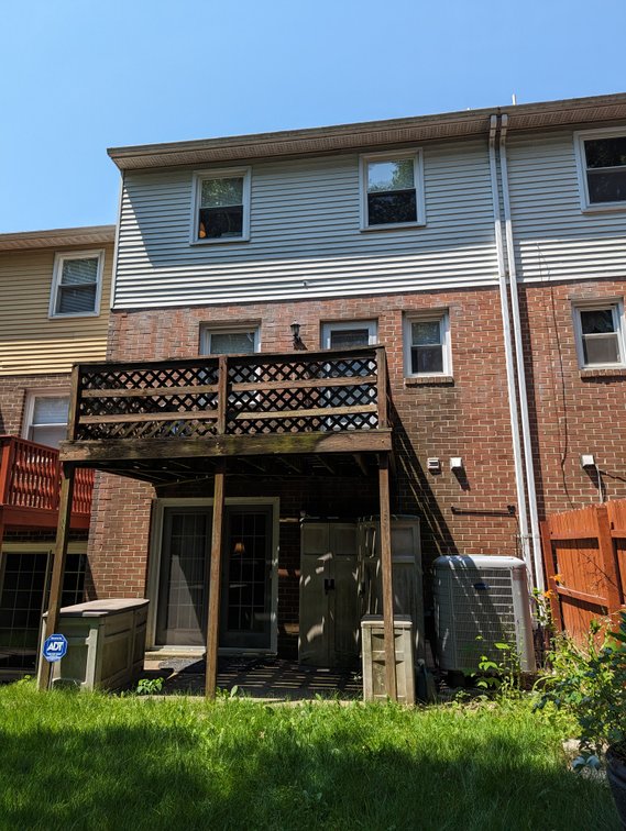 Image for 4 BR, 2.5 BA BRICK FRONT TOWNHOME