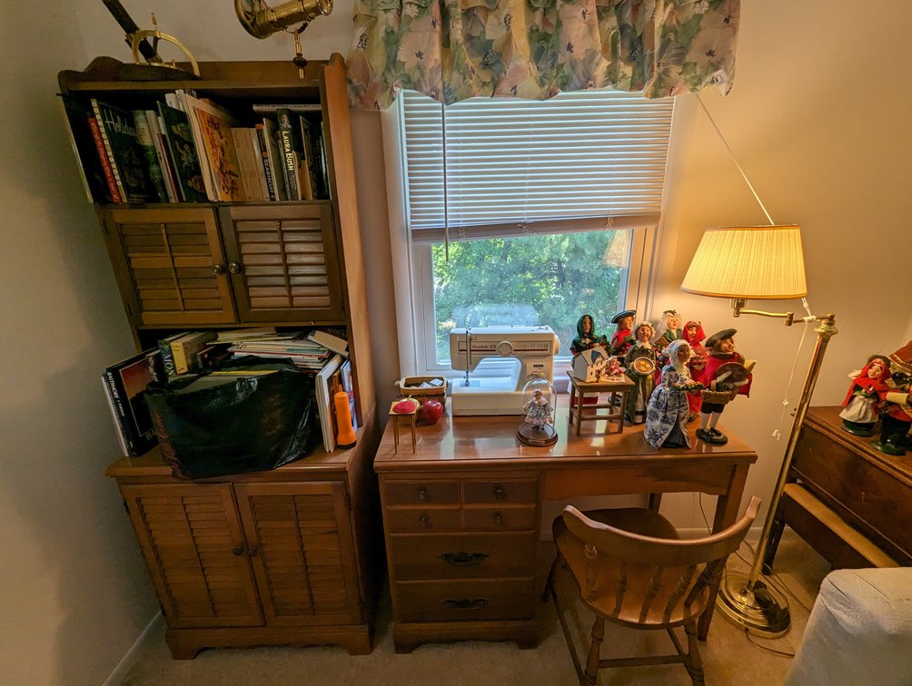 Image for 4 BR, 2.5 BA BRICK FRONT TOWNHOME