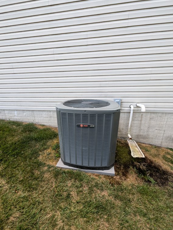 Image for 3 BR, 3.5 BA HOME W/ ATT. 2-CAR GARAGE