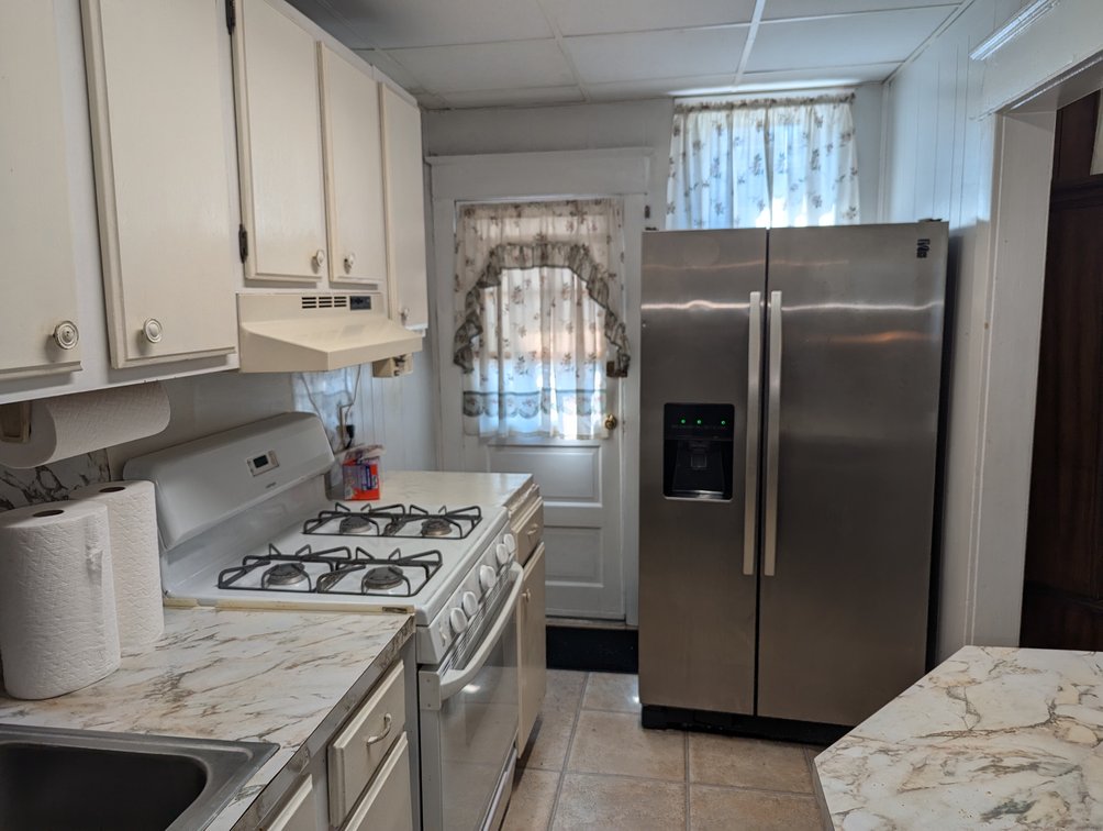 Image for 3 BR, 1.5 BA 2-STORY TOWNHOME