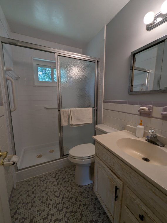 Image for 4 BEDROOM, 2 BATH BRICK CAPE COD W/ SUNROOM