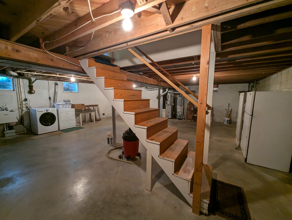 Image for 4 BEDROOM, 2 BATH BRICK CAPE COD W/ SUNROOM