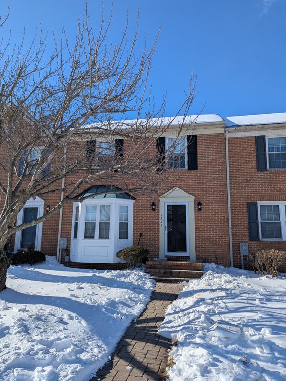Image for VERY CLEAN BRICK FRONT TOWNHOME