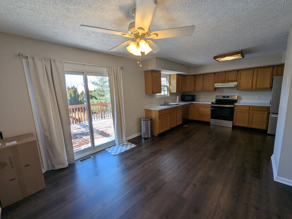 Image for VERY CLEAN BRICK FRONT TOWNHOME