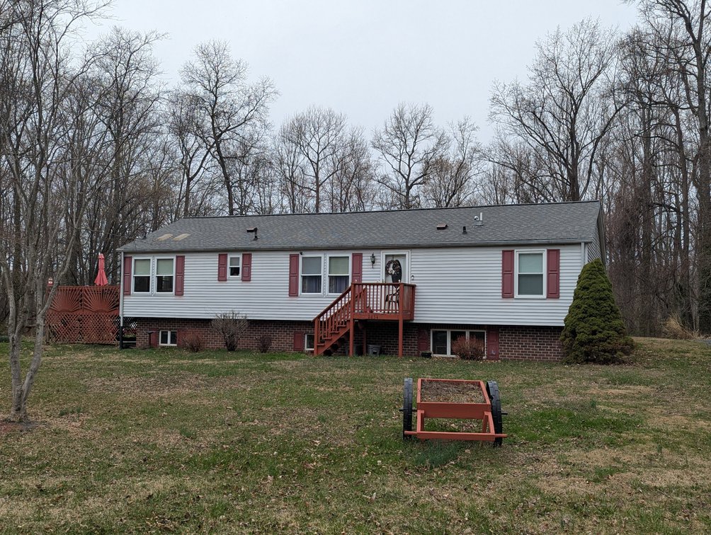 Image for CLEAN 3 BR, 2 BATH, MOVE-IN READY HOME/ (4) PARCELS TOTALING 1.6 +/- AC/ 100' +/- FRONTAGE ON BUSH RIVER W/ PRIVATE PIER