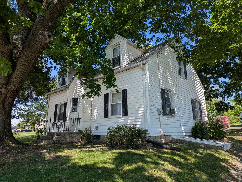 Image for ATTN. CONTRACTORS, INVESTORS, & RENOVATORS! 2-STORY VINYL SIDED CAPE COD HOME W/ 3-BR ON 0.69 +/- AC LOT