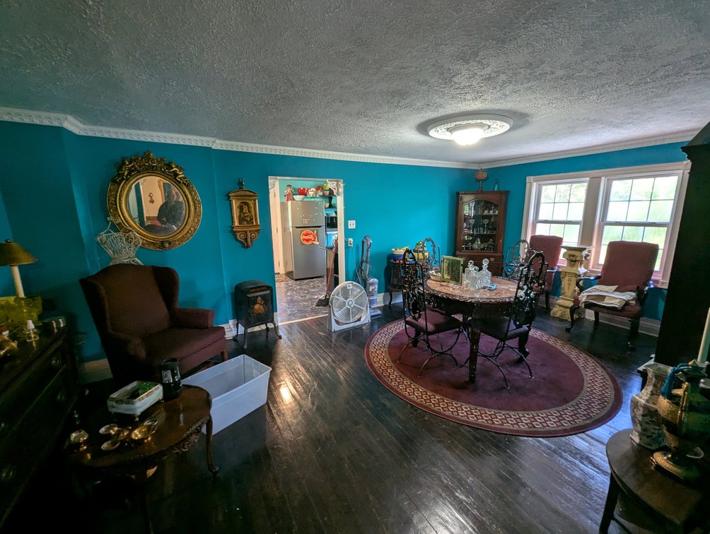 Image for 2-STORY CAPE COD 1.0 +/- AC ANTIQUES, FURNITURE, HOUSEHOLD GOODS, & MORE!