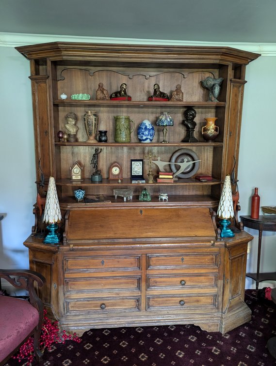 Image for 2-STORY CAPE COD 1.0 +/- AC ANTIQUES, FURNITURE, HOUSEHOLD GOODS, & MORE!
