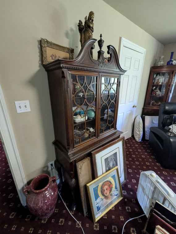 Image for 2-STORY CAPE COD 1.0 +/- AC ANTIQUES, FURNITURE, HOUSEHOLD GOODS, & MORE!