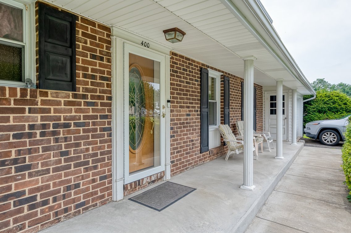 Image for 2-STORY COLONIAL STYLE HOME W/ COVERED FRONT PORCH , ATT. 1-CAR GARAGE, & SPACIOUS/FENCED 0.32 +/- ACRE LOT