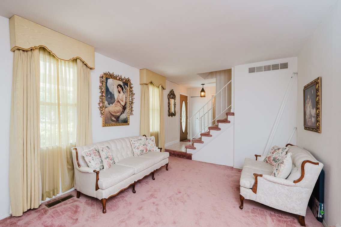 Image for 2-STORY COLONIAL STYLE HOME W/ COVERED FRONT PORCH , ATT. 1-CAR GARAGE, & SPACIOUS/FENCED 0.32 +/- ACRE LOT