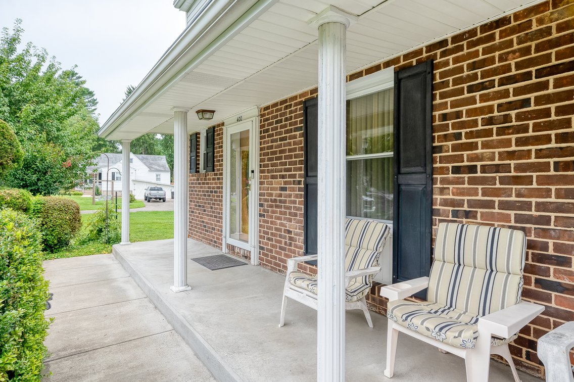 Image for 2-STORY COLONIAL STYLE HOME W/ COVERED FRONT PORCH , ATT. 1-CAR GARAGE, & SPACIOUS/FENCED 0.32 +/- ACRE LOT