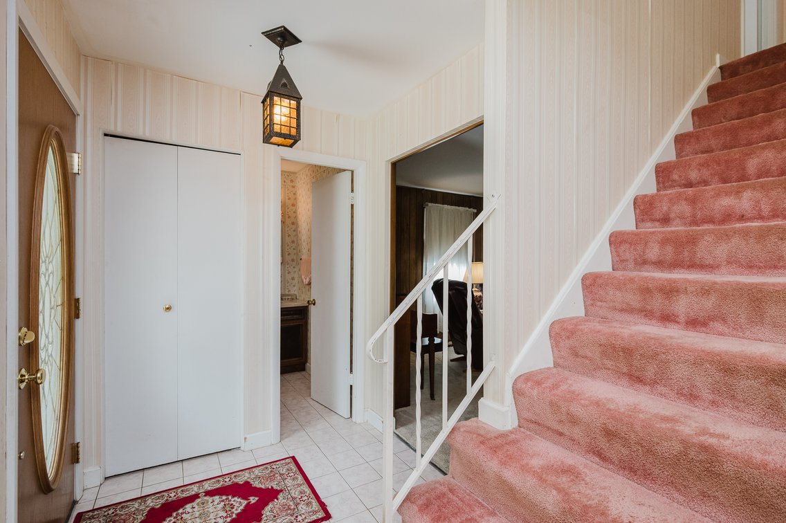 Image for 2-STORY COLONIAL STYLE HOME W/ COVERED FRONT PORCH , ATT. 1-CAR GARAGE, & SPACIOUS/FENCED 0.32 +/- ACRE LOT
