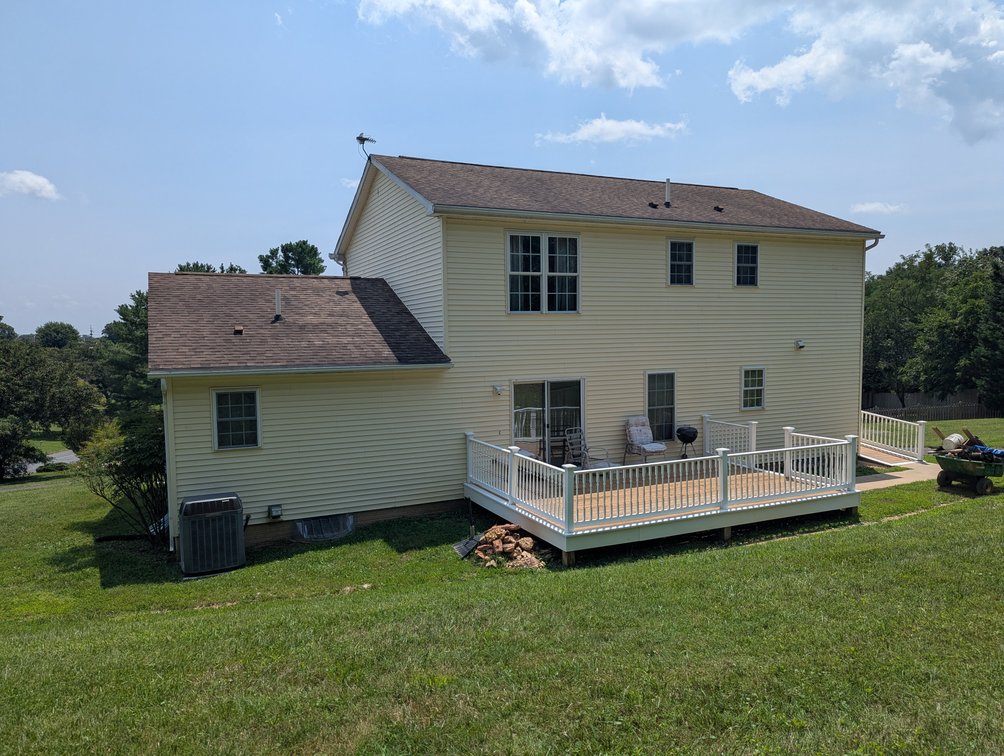 Image for 2-STORY COLONIAL STYLE VINYL & FORMSTONE HOME/ PRIVATE END-OF-STREET LOCATION/ 2,500 +/- SQ FT IMPROVED ABOVE GRADE LIVING AREA/ 4 BR 3.5 BATH/ 1.07 +/- AC LOT