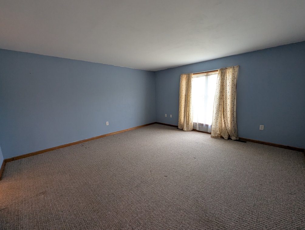 Image for 2-STORY COLONIAL STYLE VINYL & FORMSTONE HOME/ PRIVATE END-OF-STREET LOCATION/ 2,500 +/- SQ FT IMPROVED ABOVE GRADE LIVING AREA/ 4 BR 3.5 BATH/ 1.07 +/- AC LOT