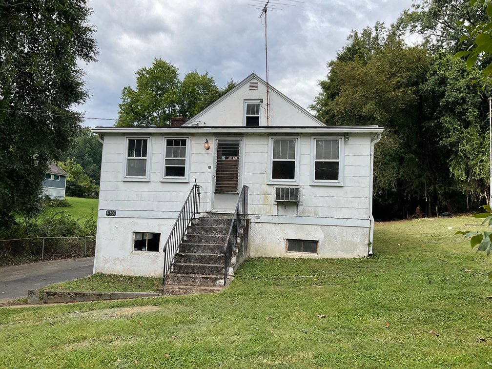 Image for ATTN: CONTRACTORS, INVESTORS, & RENOVATORS! RAISED RANCHER W/ ATT. 1-CAR GARAGE & DET. GARAGE WORKSHOP W/ HEAT ON PRIVATE .34 +/- AC LOT