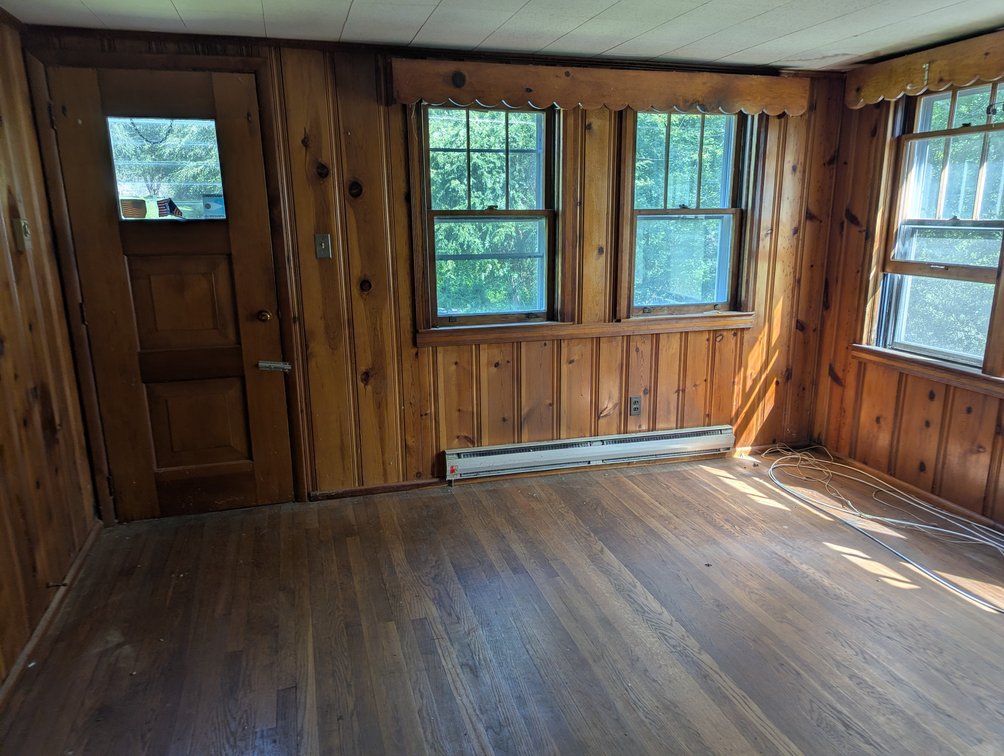 Image for ATTN: CONTRACTORS, INVESTORS, & RENOVATORS! RAISED RANCHER W/ ATT. 1-CAR GARAGE & DET. GARAGE WORKSHOP W/ HEAT ON PRIVATE .34 +/- AC LOT