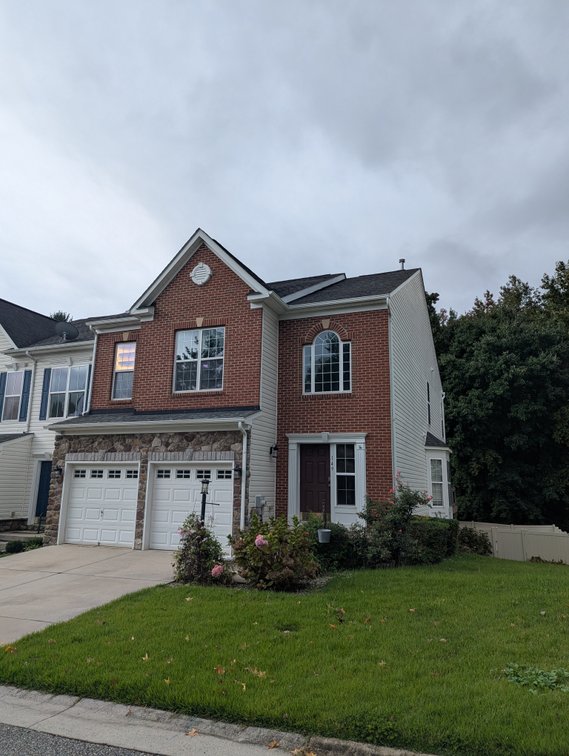 Image for SPACIOUS LUXURY 4 BR, 3.5 BATH EOG TOWNHOME W/ 2-CAR GARAGE/ 4,000 +/- SF LIVING SPACE