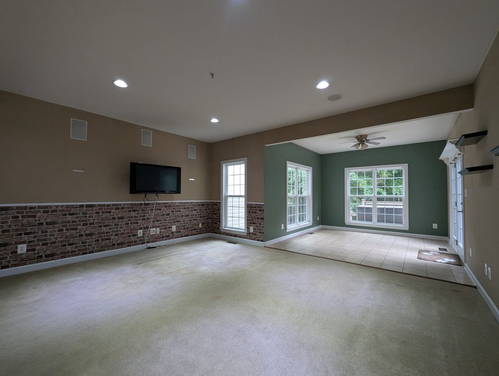 Image for SPACIOUS LUXURY 4 BR, 3.5 BATH EOG TOWNHOME W/ 2-CAR GARAGE/ 4,000 +/- SF LIVING SPACE