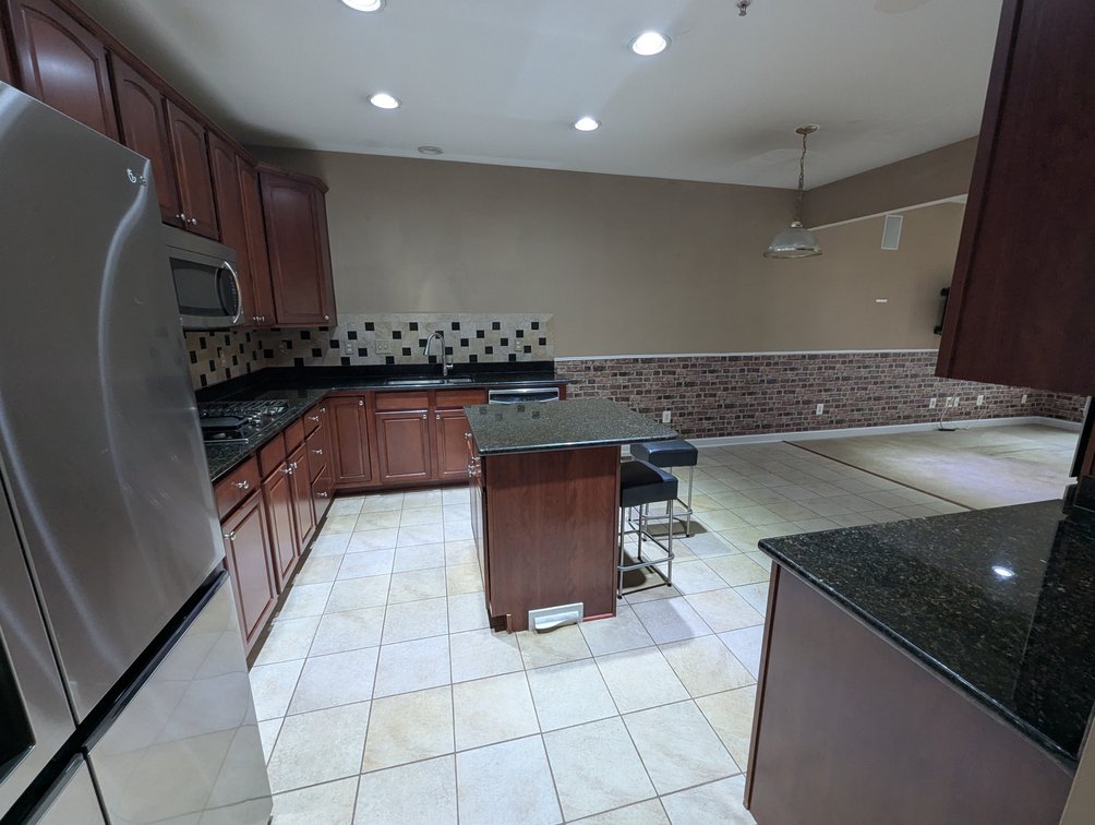 Image for SPACIOUS LUXURY 4 BR, 3.5 BATH EOG TOWNHOME W/ 2-CAR GARAGE/ 4,000 +/- SF LIVING SPACE