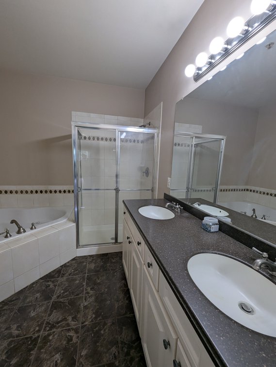 Image for SPACIOUS LUXURY 4 BR, 3.5 BATH EOG TOWNHOME W/ 2-CAR GARAGE/ 4,000 +/- SF LIVING SPACE