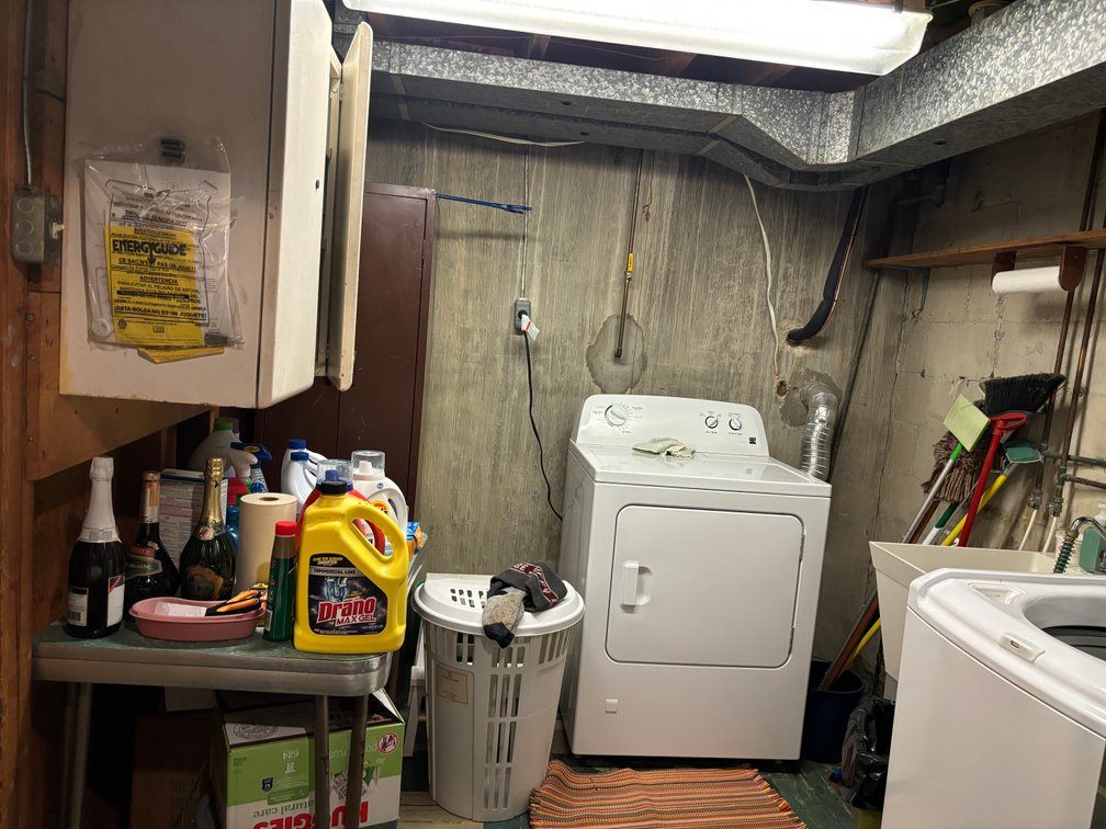 Image for 3 BR, 1.5 BATH BRICK CENTER UNIT TOWNHOME