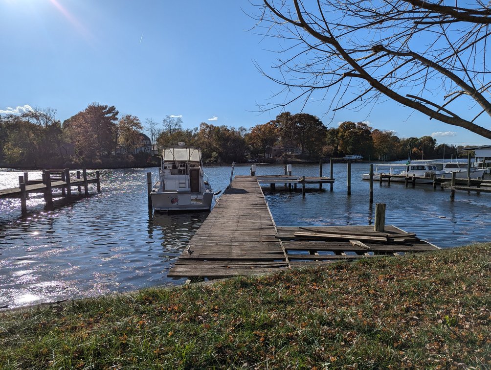 Image for 5 BR, 4 BATH WATERFRONT HOME W/ DET. 2-CAR GARAGE/ 65' +/- WATERFRONT ON LYNCH COVE W/ PIER